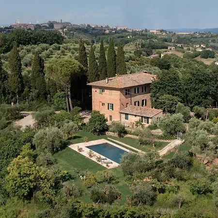 Private Staffed Tuscan Estate With Large Pool 5 Min From Villa