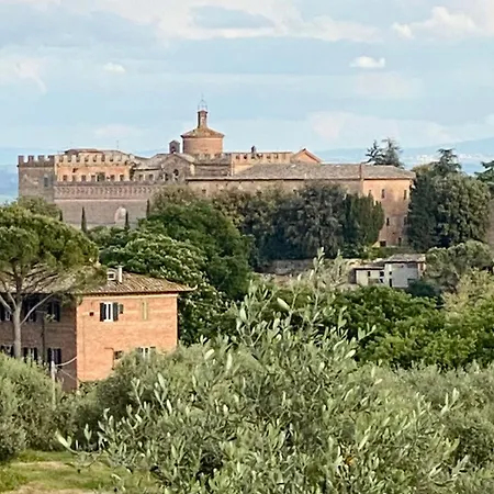 Private Staffed Tuscan Estate With Large Pool 5 Min From סיינה