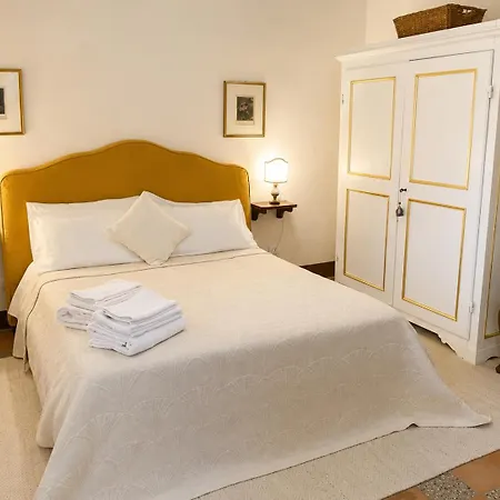 Private Staffed Tuscan Estate With Large Pool 5 Min From
